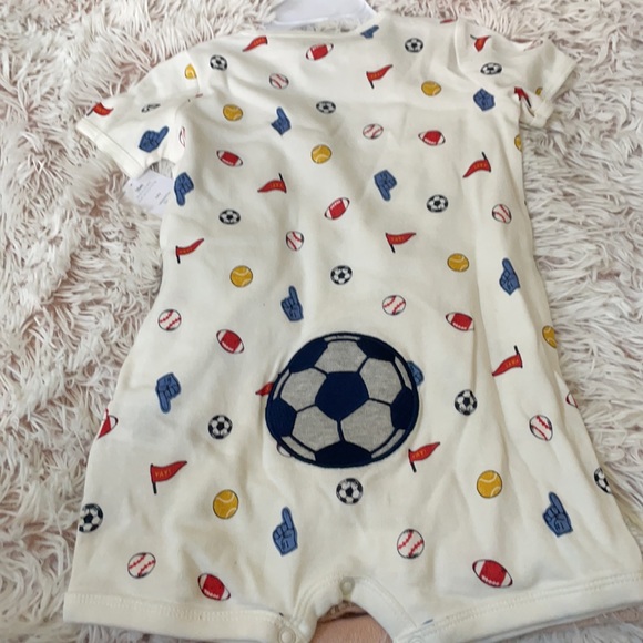 Baby boy romper - Picture 2 of 3